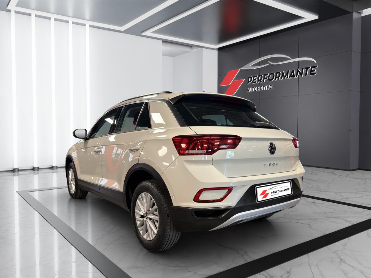 Volkswagen T-Roc 1.0 tsi Life 110cv