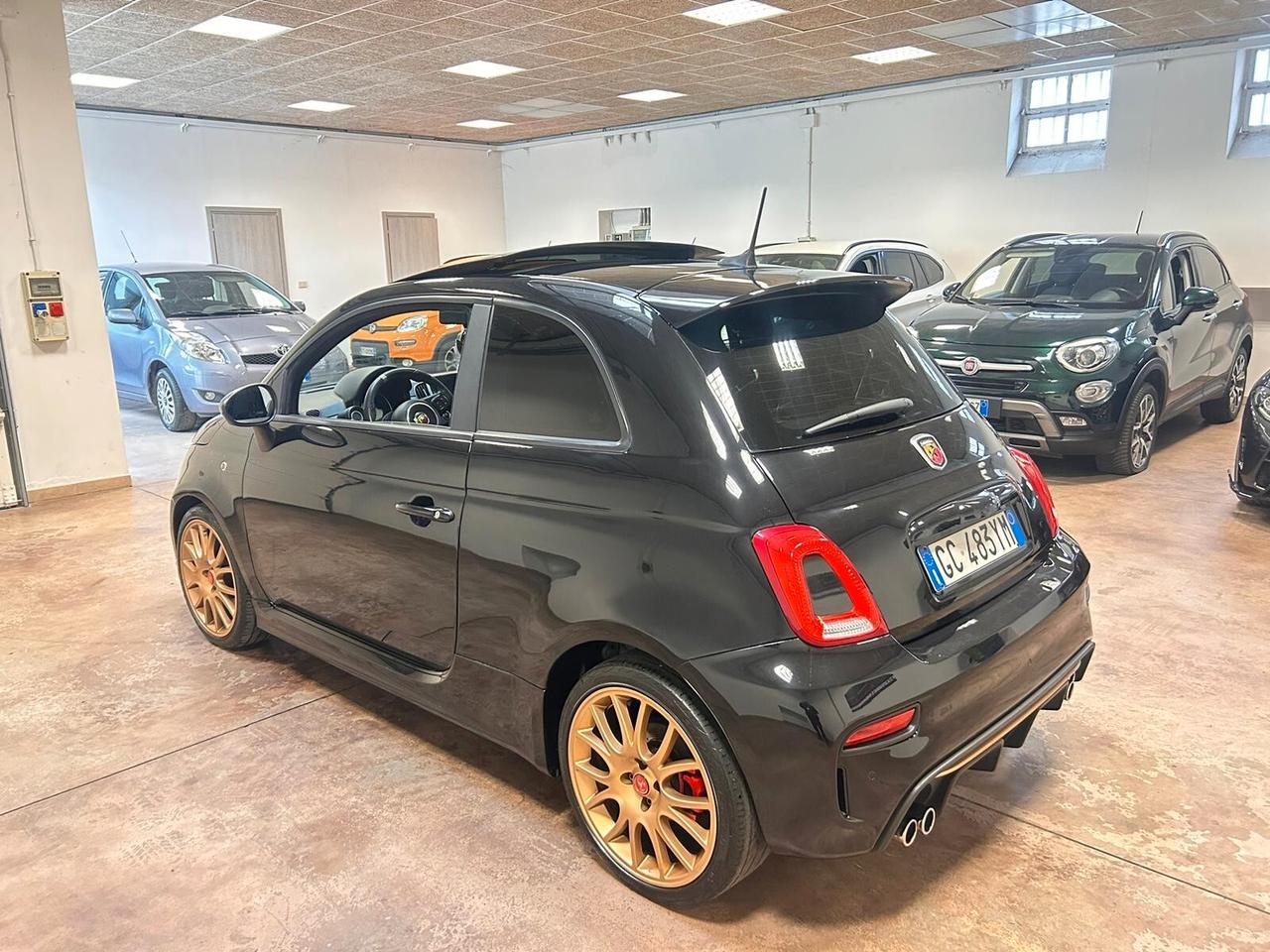 Abarth 595 1.4 Turbo T-Jet 165 CV Turismo