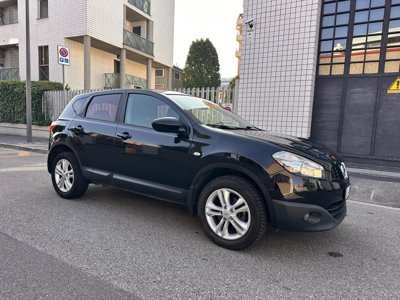 Nissan Qashqai 1.5 dCi DPF Tekna - EURO 5B