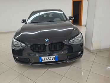 Bmw 116 116d 5p. Unique