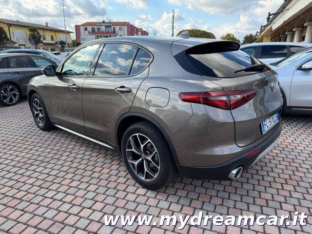 ALFA ROMEO Stelvio 2.2 Turbodiesel 180 CV AT8 RWD Super