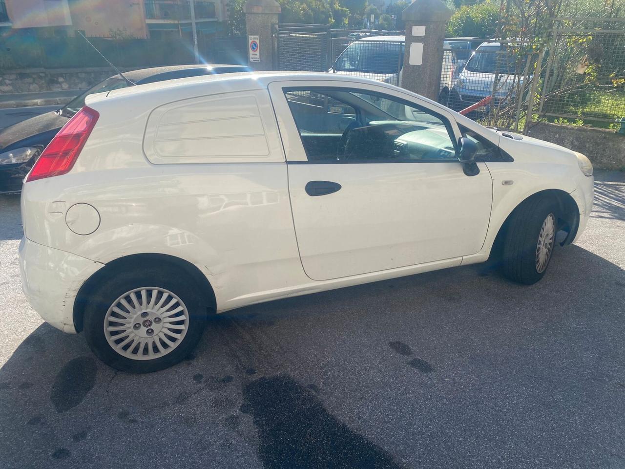 Fiat Punto 1.3 MJT 75CV 3 porte Van Pop 2 posti