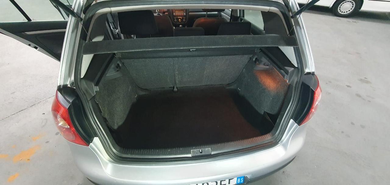 Volkswagen Golf 1.9 TDI 5p. Sportline Ltd.Edition
