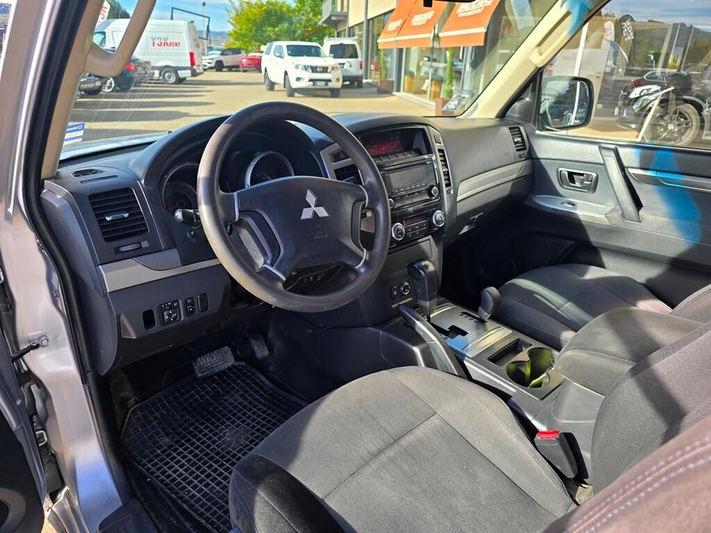 Mitsubishi Pajero 3.2 DI-D 190CV INSTYLE