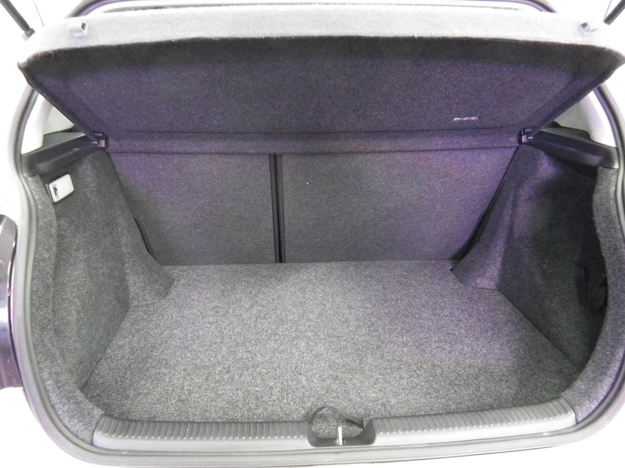 Toyota Corolla 1.6 5 p Sol KM 44.000 ! CLIMA ABS CERCHI