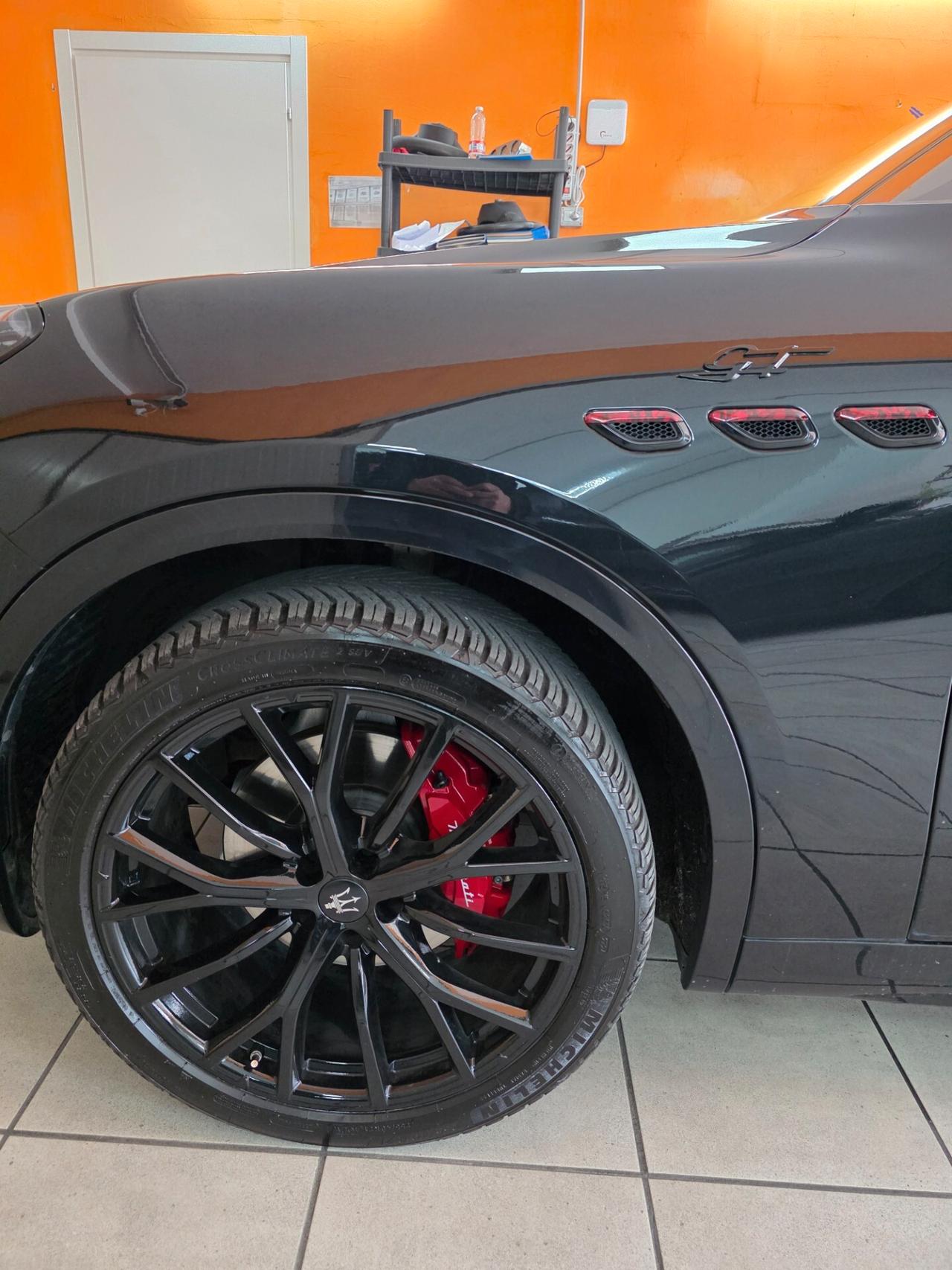 Maserati Grecale Full Optional - full book service