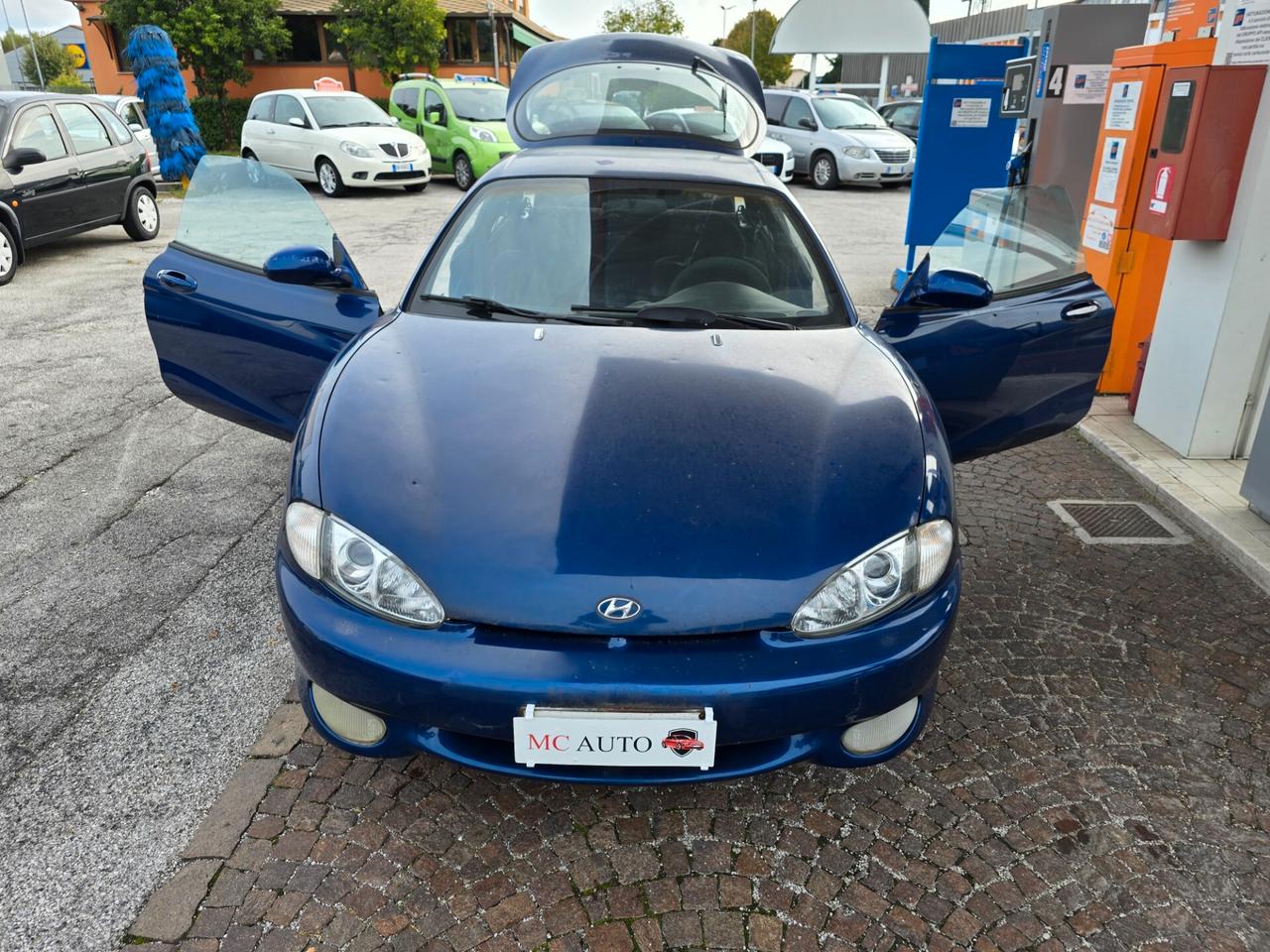 Hyundai Coupe 1.6i 16V cat con 305.000km