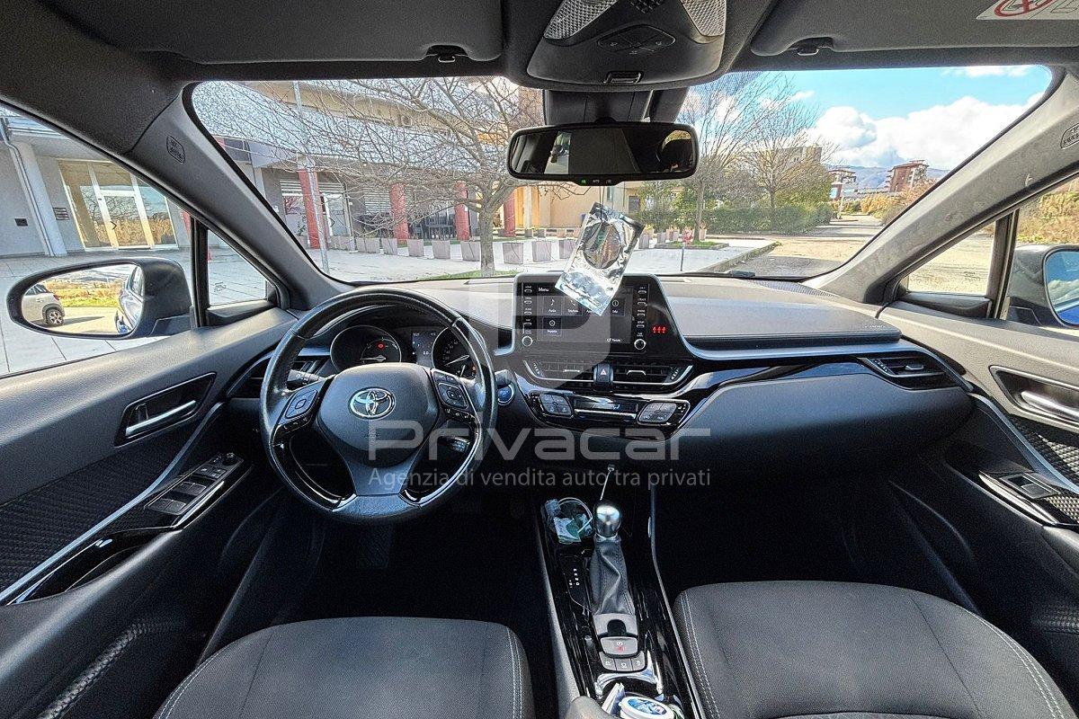 TOYOTA C-HR 2.0 Hybrid E-CVT Trend