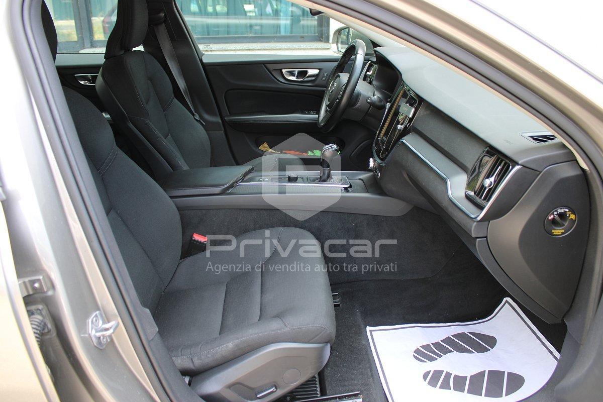 VOLVO V60 D3 Momentum