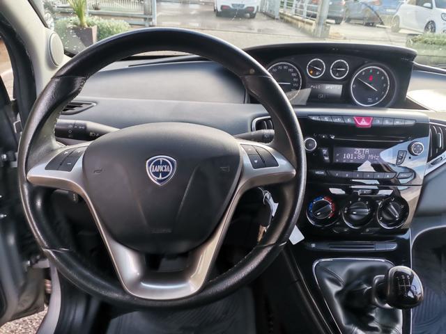 LANCIA Ypsilon 1.2 69 CV 5 porte Gold