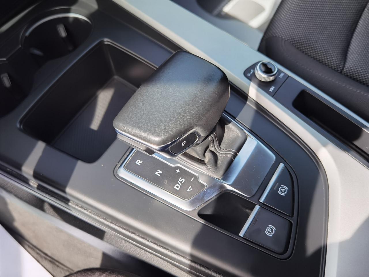 Audi A4 Avant 35 TDI S tronic Business Advanced