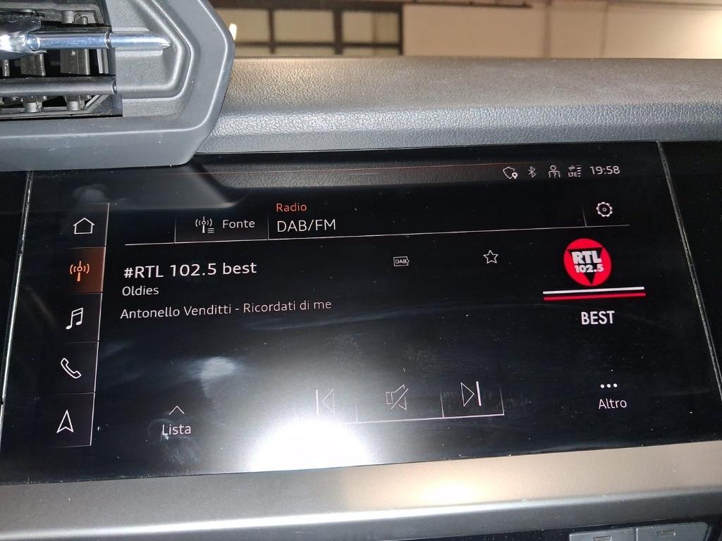 AUDI A3 4ª serie - A3 SPB 35 TDI S tronic S line edition