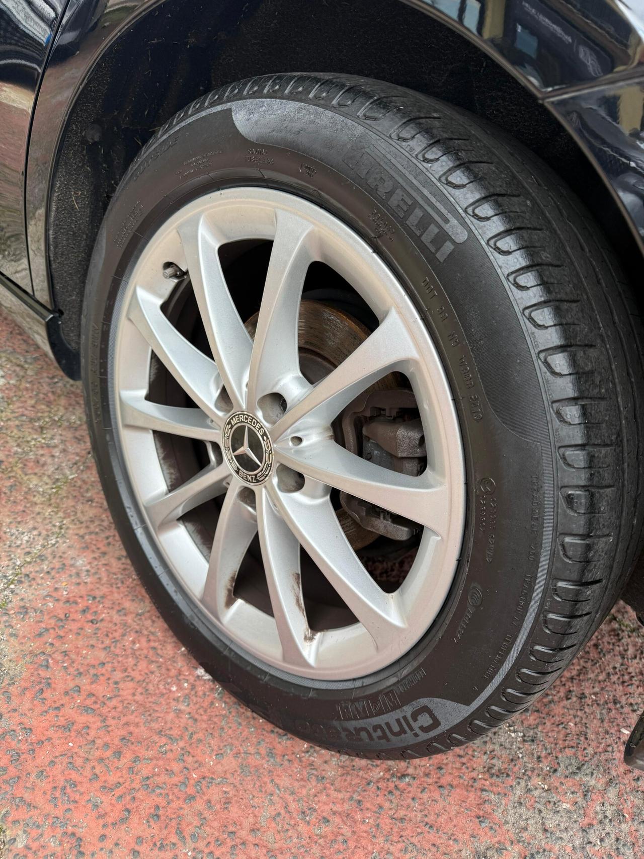 Mercedes-benz B 180d 116cv *UNICO PROPRIETARIO*