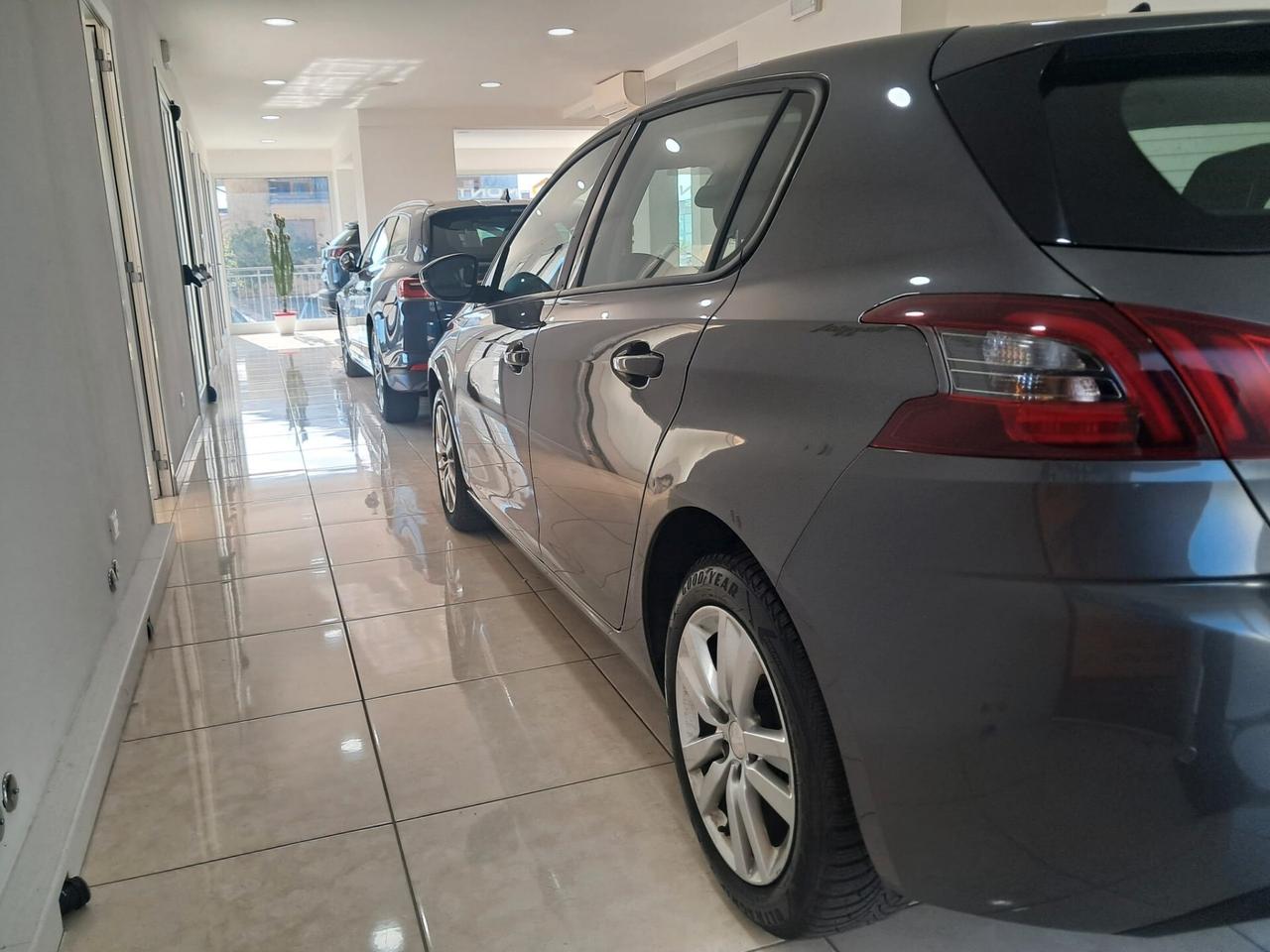Peugeot 308 1.5 BlueHDi 130 S&S Active – 2ª Serie