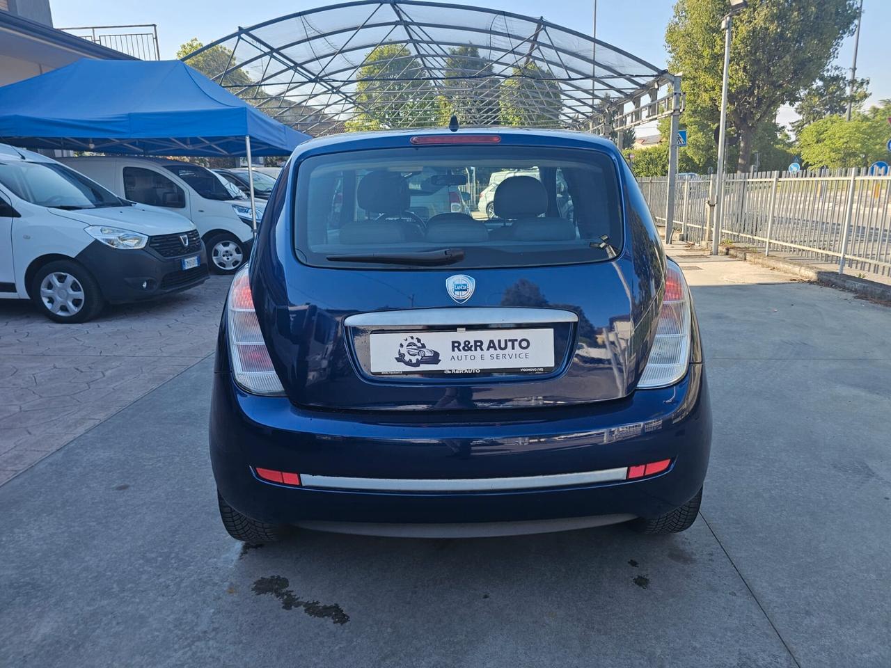 Lancia Ypsilon 1.3 MJT 75 CV