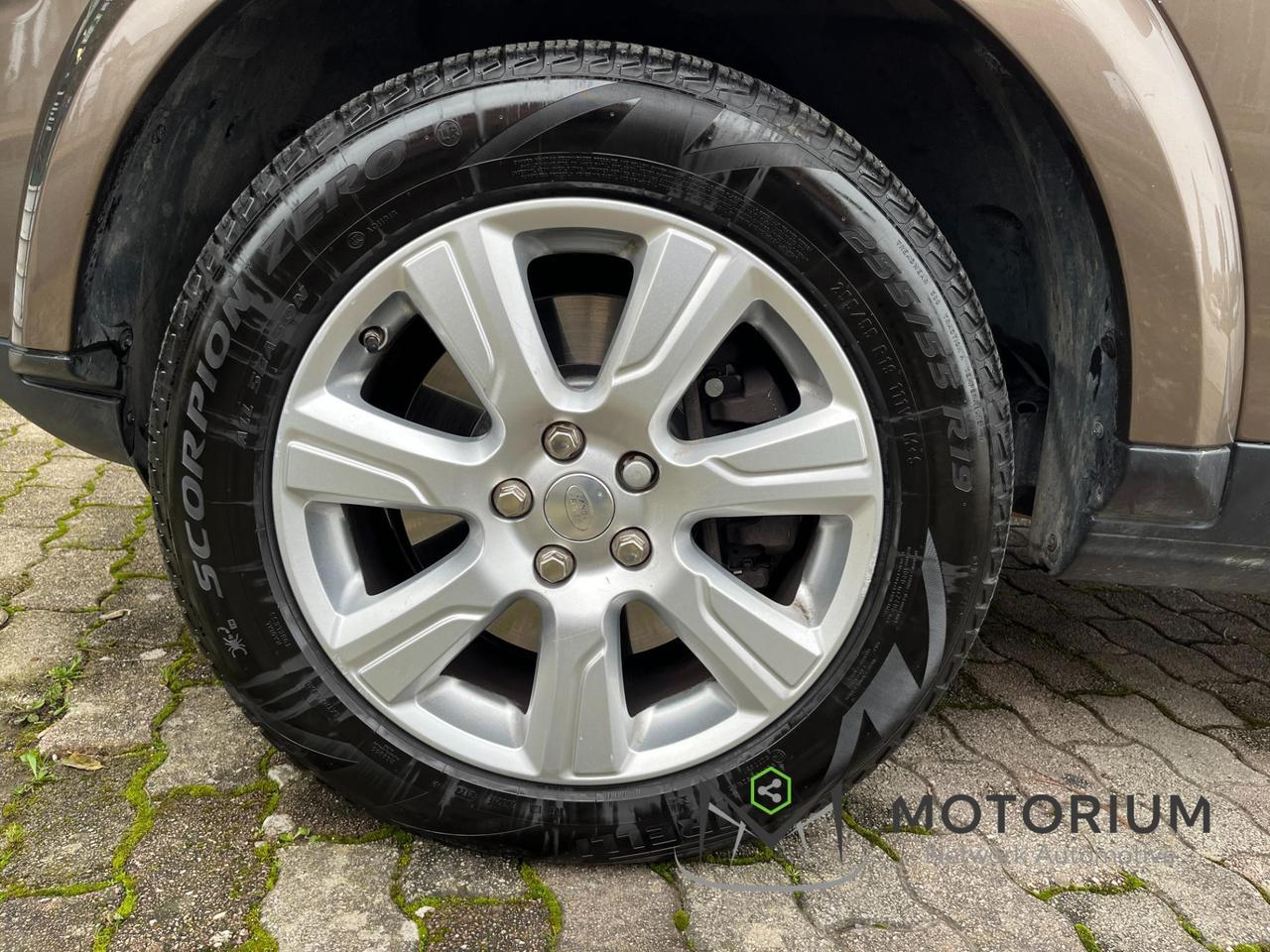 LAND ROVER Discovery 4 3.0 SDV6 255CV