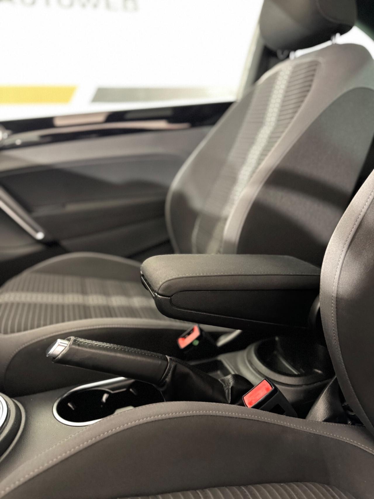 Volkswagen Maggiolino 2.0 TDI DSG Sport