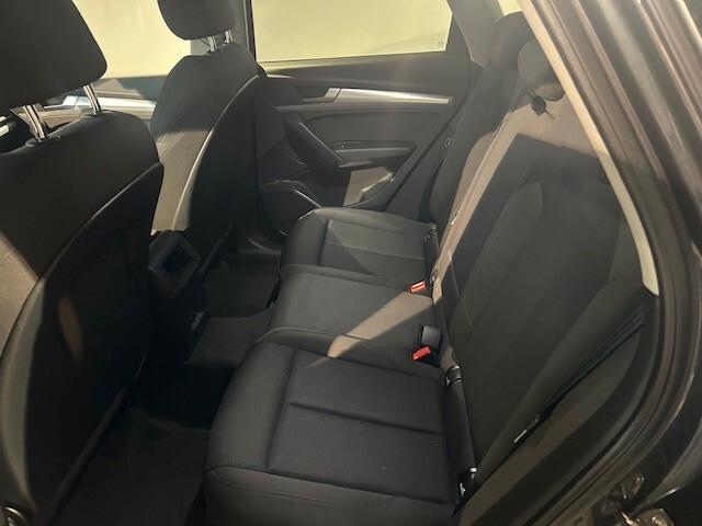 Audi Q5 2.0 TDI quattro S tronic Business Sport