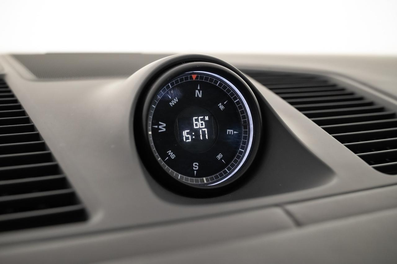 Porsche Cayenne 3.0 V6 E-Hybrid Platinum Edition