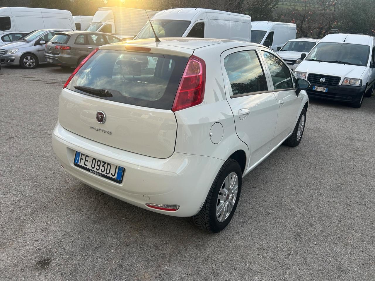 Fiat Punto 1.4 8V 5 porte Natural Power 2016