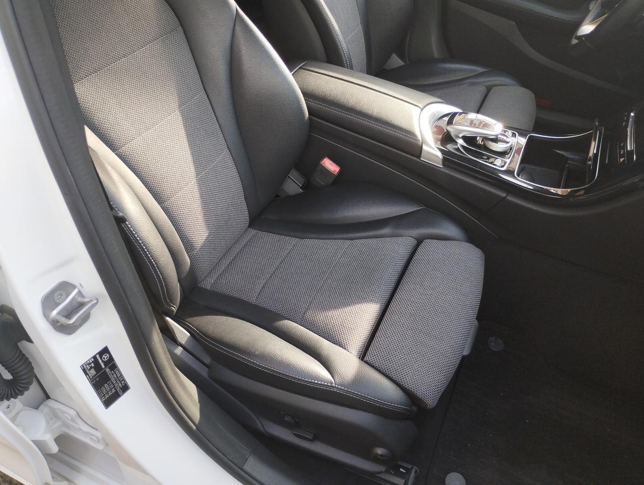 Mercedes-benz C 220 Premium