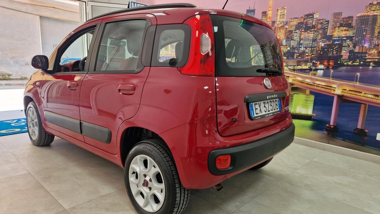 Fiat Panda 0.9 TwinAir Turbo Natural Power Lounge