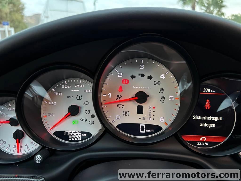 Porsche Panamera 3.0 Diesel 2012/ 176.000 KM vieni qui a scoprirla