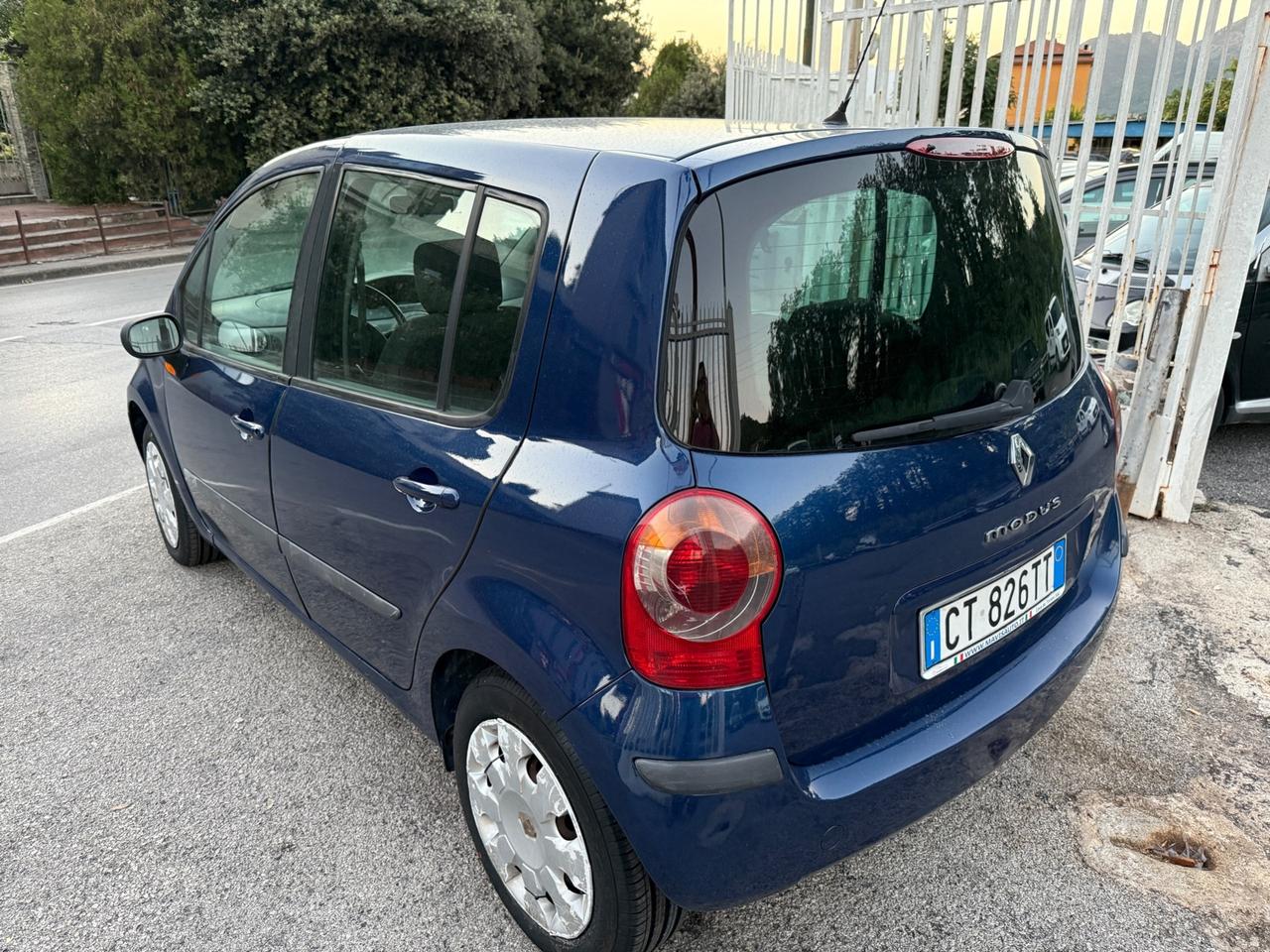 Renault Modus 1.5 dCi 82CV Confort Privilège