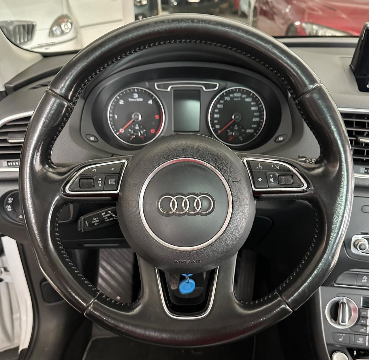 Audi Q3 2.0 TDI 140cv S Line - TETTO APRIBILE