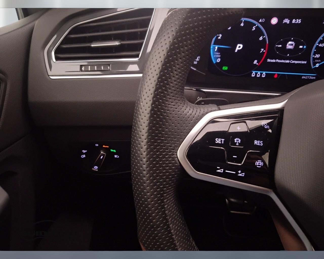 VOLKSWAGEN Tiguan II 2021 - Tiguan 1.5 tsi R-Line 150cv dsg