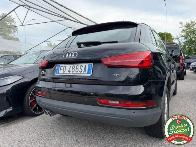 AUDI Q3 2.0 TDI 120 CV Business