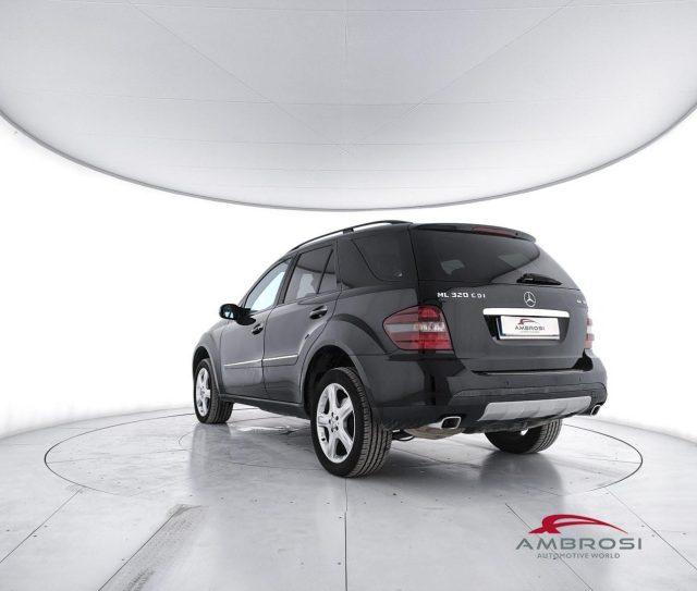 MERCEDES-BENZ ML 320 320 CDI - PER OPERATORI DEL SETTORE