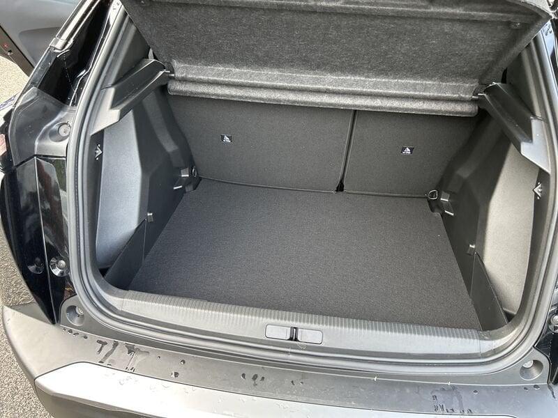 Peugeot 2008 II 2023 1.2 hybrid Allure 145cv e-dcs6