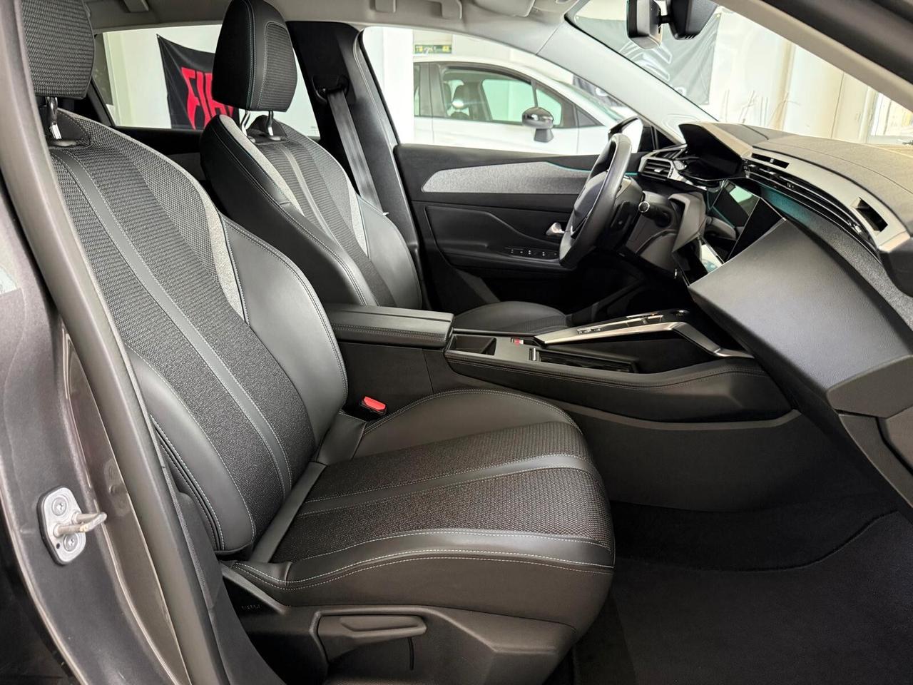Peugeot 308 BlueHDi 130 S&S SW Allure