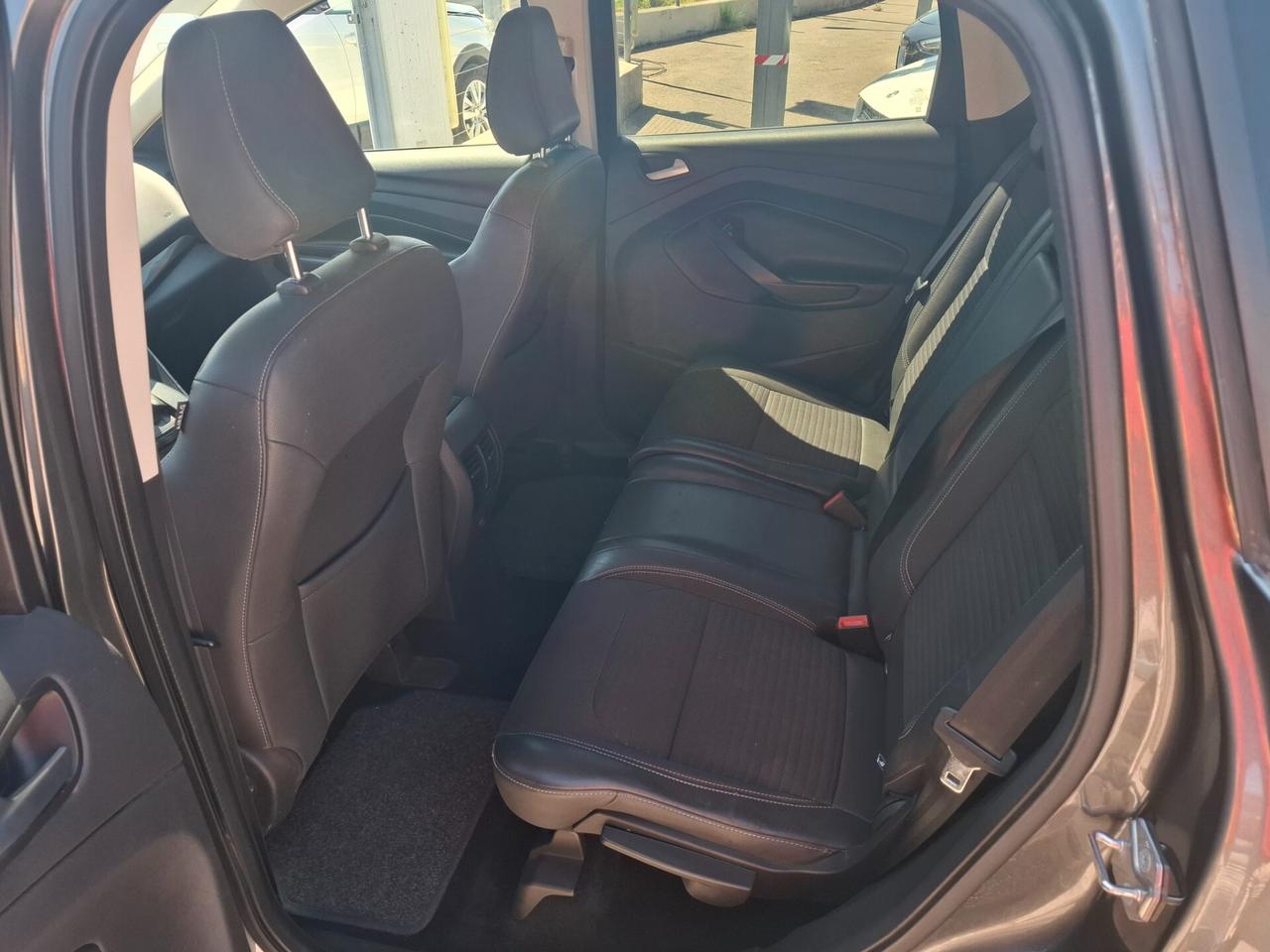 Ford Kuga 1.5 TDCI 120CV titanium anno 2019