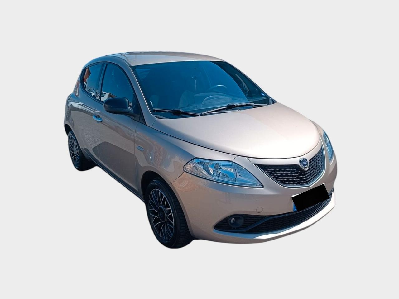 Lancia Ypsilon 1.0 FireFly 5 porte S&S Hybrid Ecochic Gold