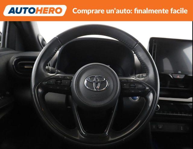 TOYOTA Yaris Cross 1.5 Hybrid 5p. E-CVT AWD-i Adventure