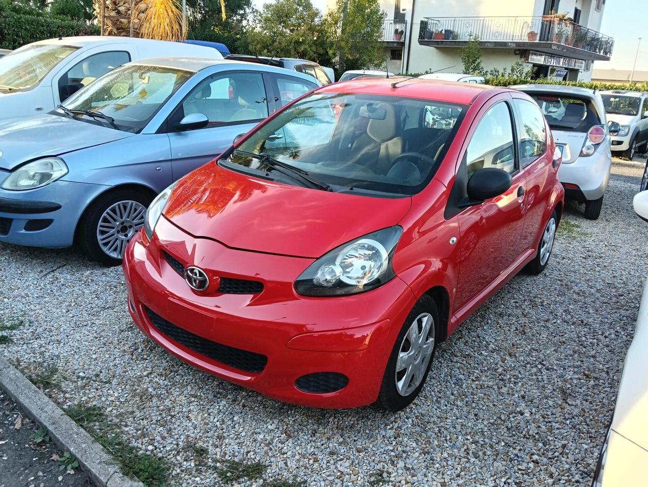 Toyota Aygo 1.0 12V VVT-i 5 porte Now
