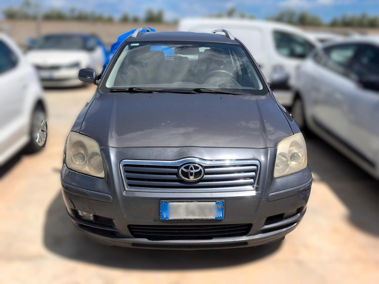Toyota Avensis 2.0 D-4D 16V Station Wagon