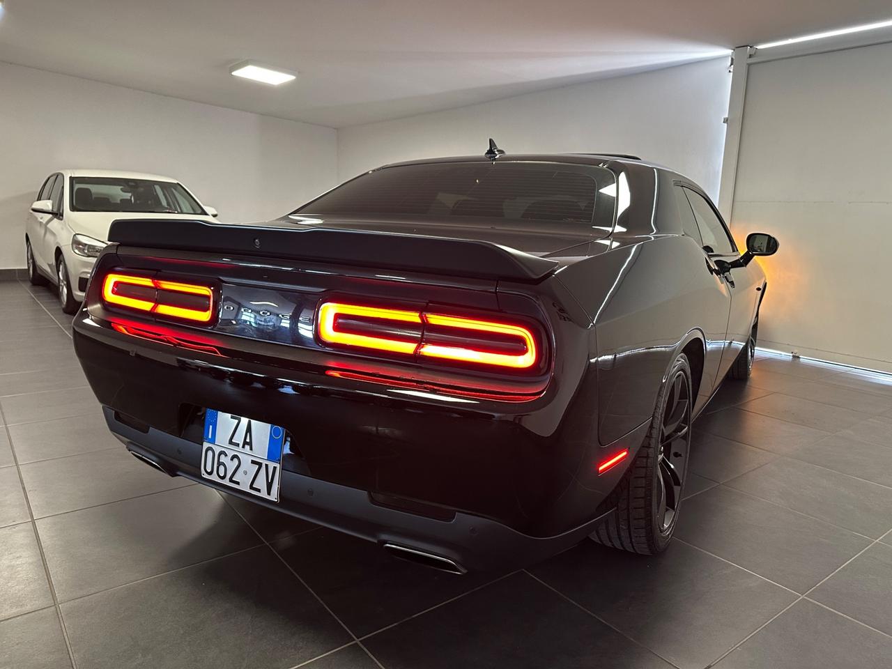 Dodge Challenger 3.6 SXT V8 COUPE 309CV