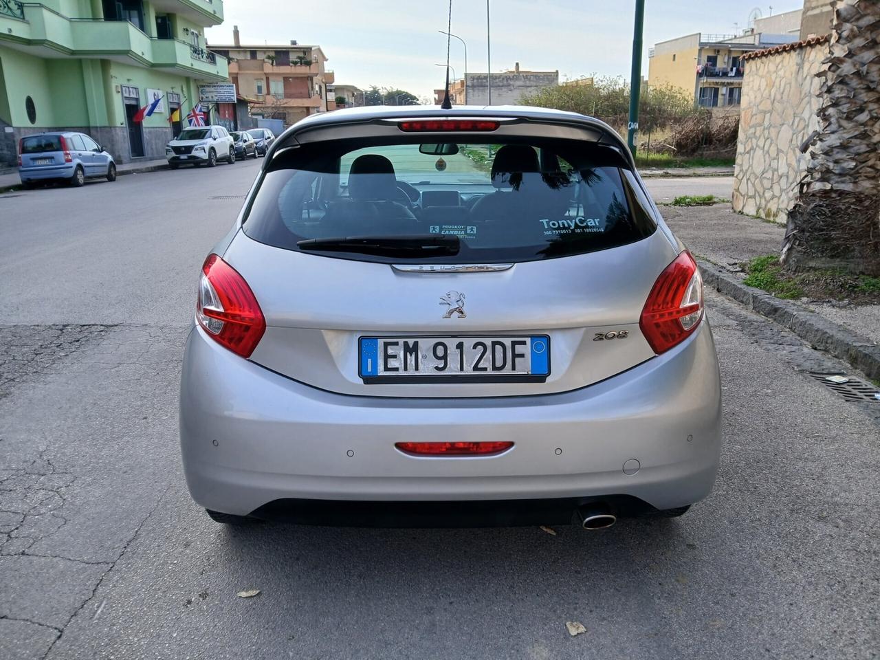 Peugeot 208 1.4 HDi 68 CV 3 porte Allure X Neopate