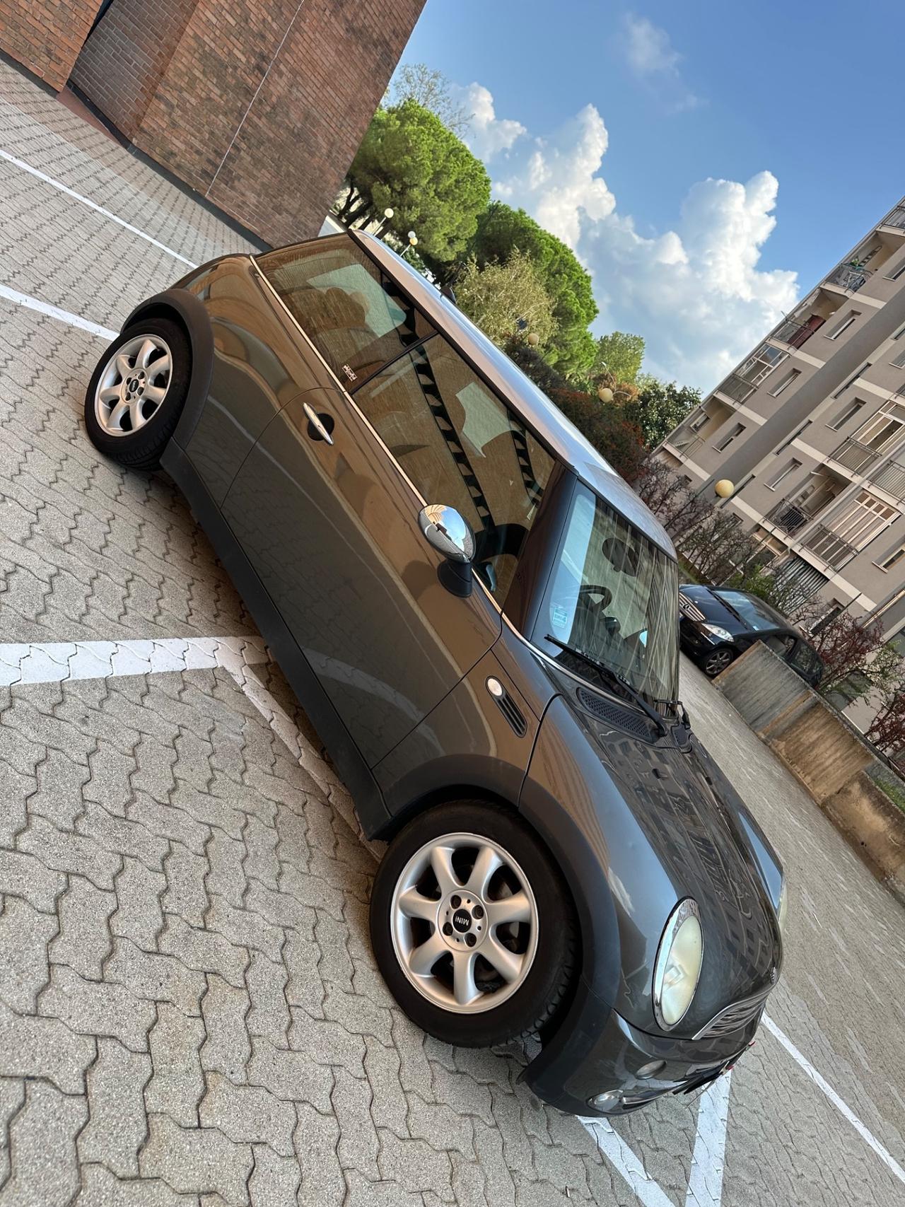 Mini 1.6 16V One Park Lane