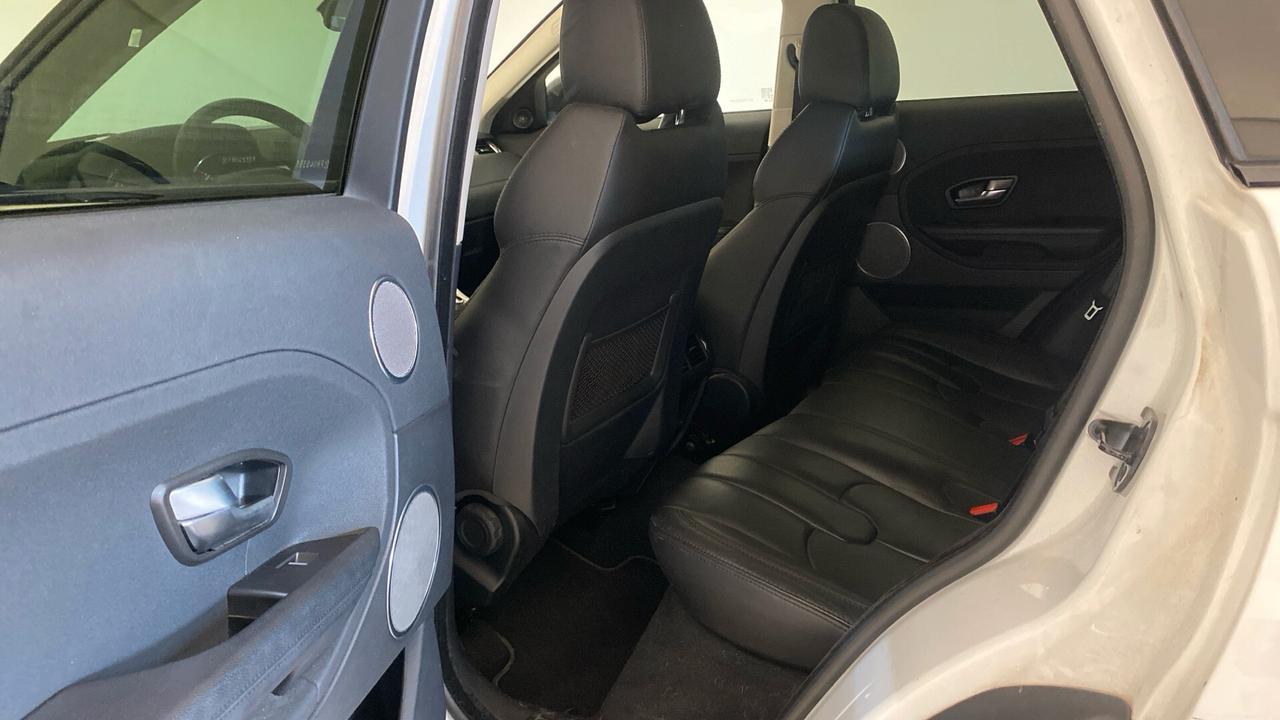 Land Rover Range Evoque 2.2 Sd4 5p. Pure