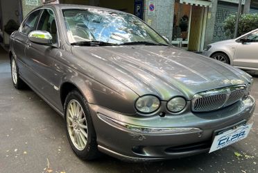Jaguar X-Type 2.5 V6 24V cat Executive