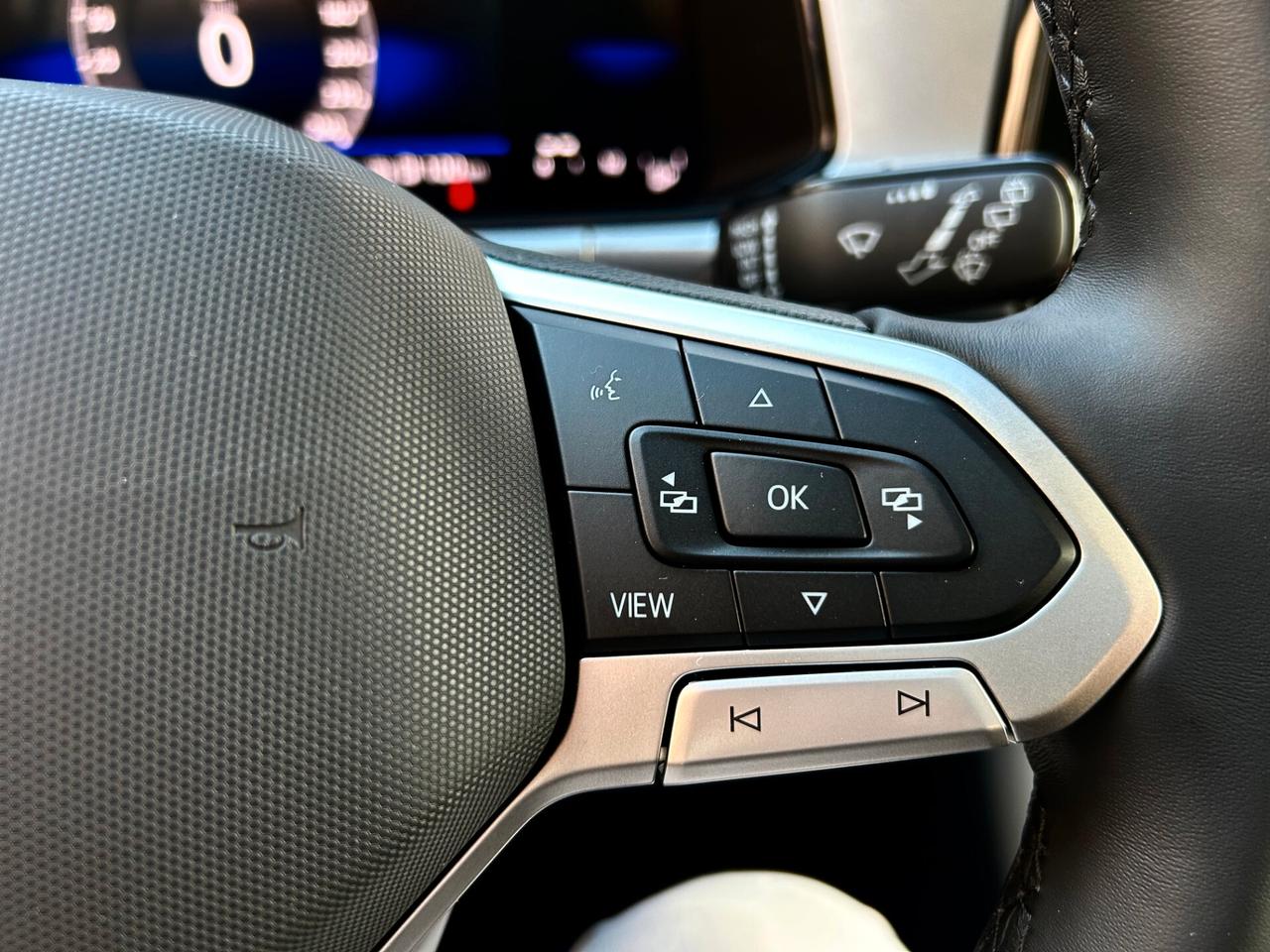 Volkswagen T-Roc 1.0 TSI Style BlueM. 2025