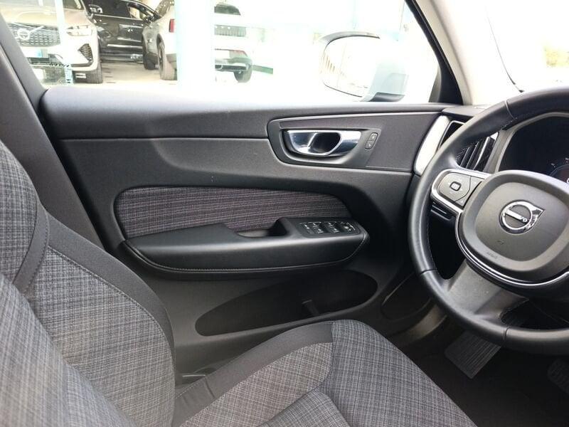 Volvo XC60 XC60 T6 Plug-in hybrid AWD automatico Core