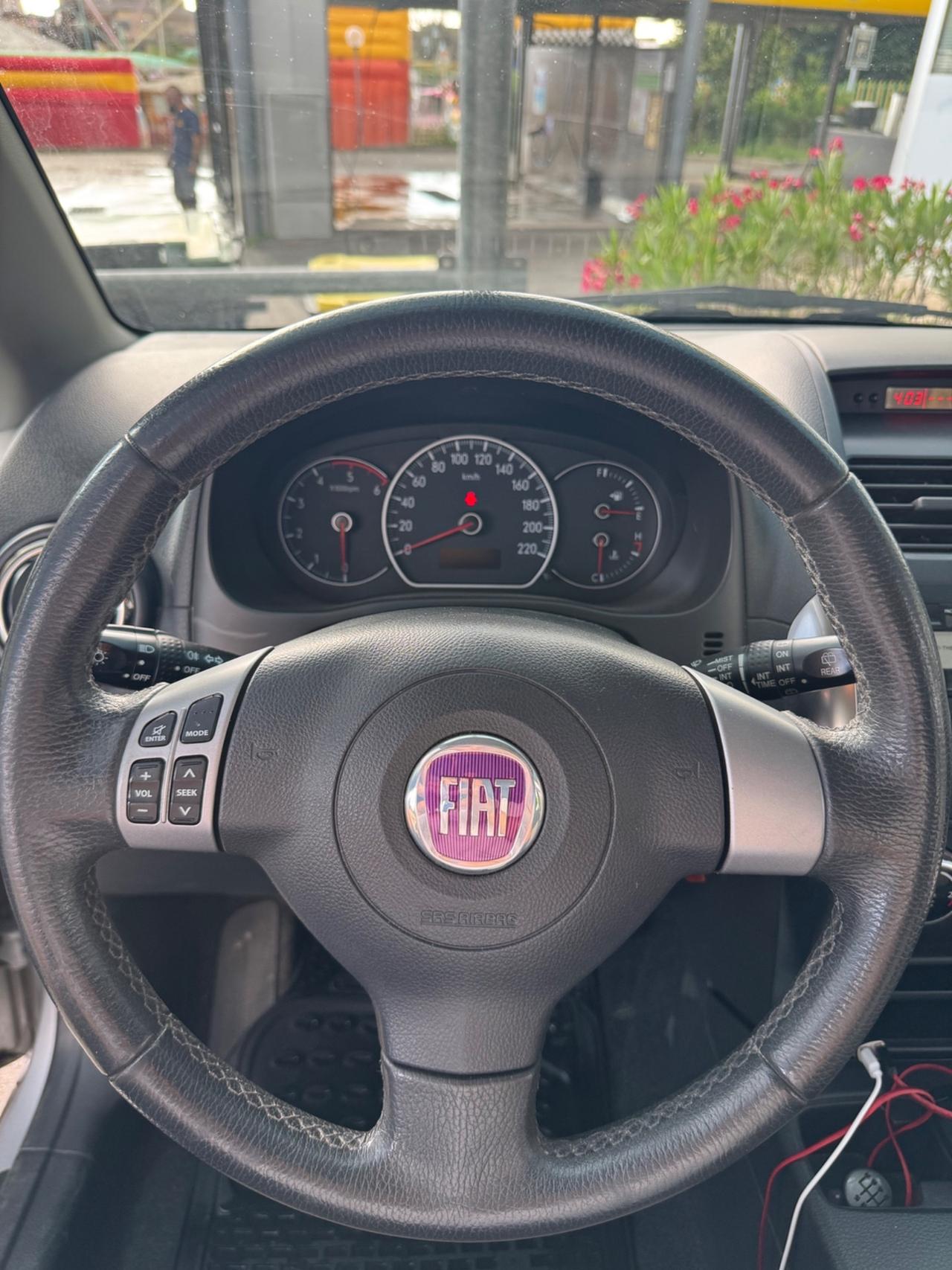 Fiat Sedici 1.9 MJT 4x4 Experience