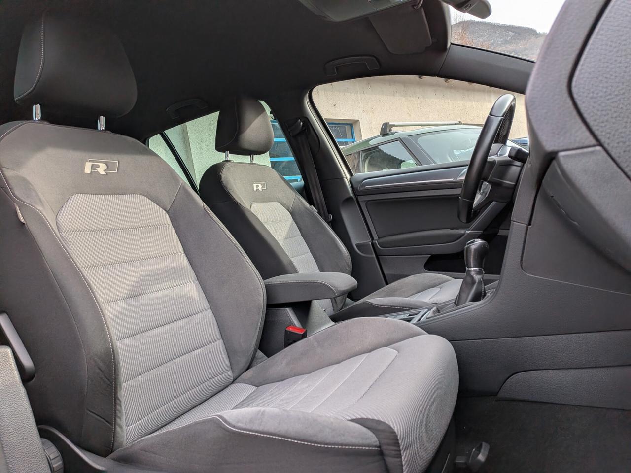 VW GOLF VII 1.6 TDI 110CV R-LINE