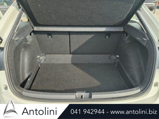 VOLKSWAGEN Taigo 1.0 TSI 115 CV DSG Life "CRUISE ADATTIVO"