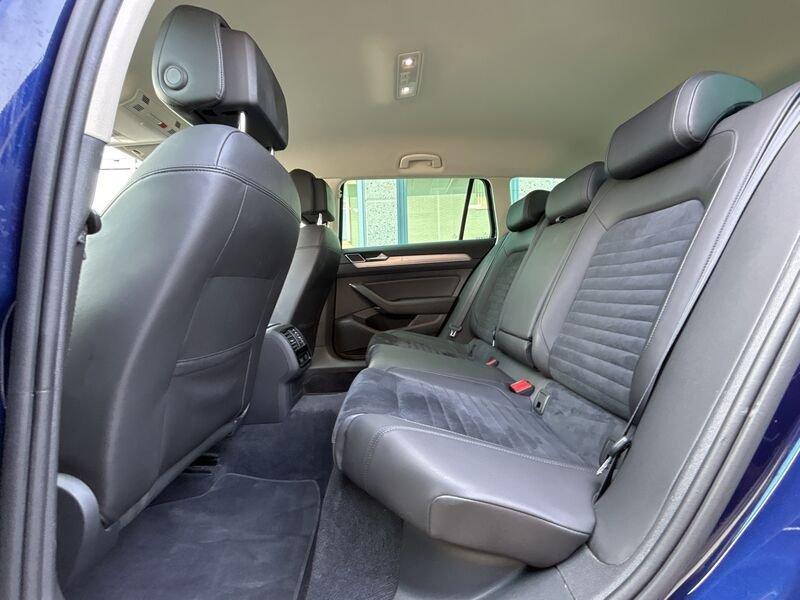 Volkswagen Passat Variant 2.0 TDI 190 CV 4MOTION DSG Executive BMT